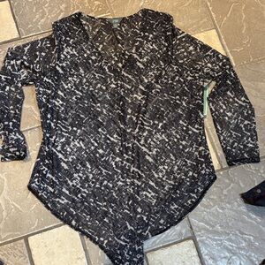 Terra & Sky Black and White Printed V-Neck Long Sleeve Bodysuit plus
